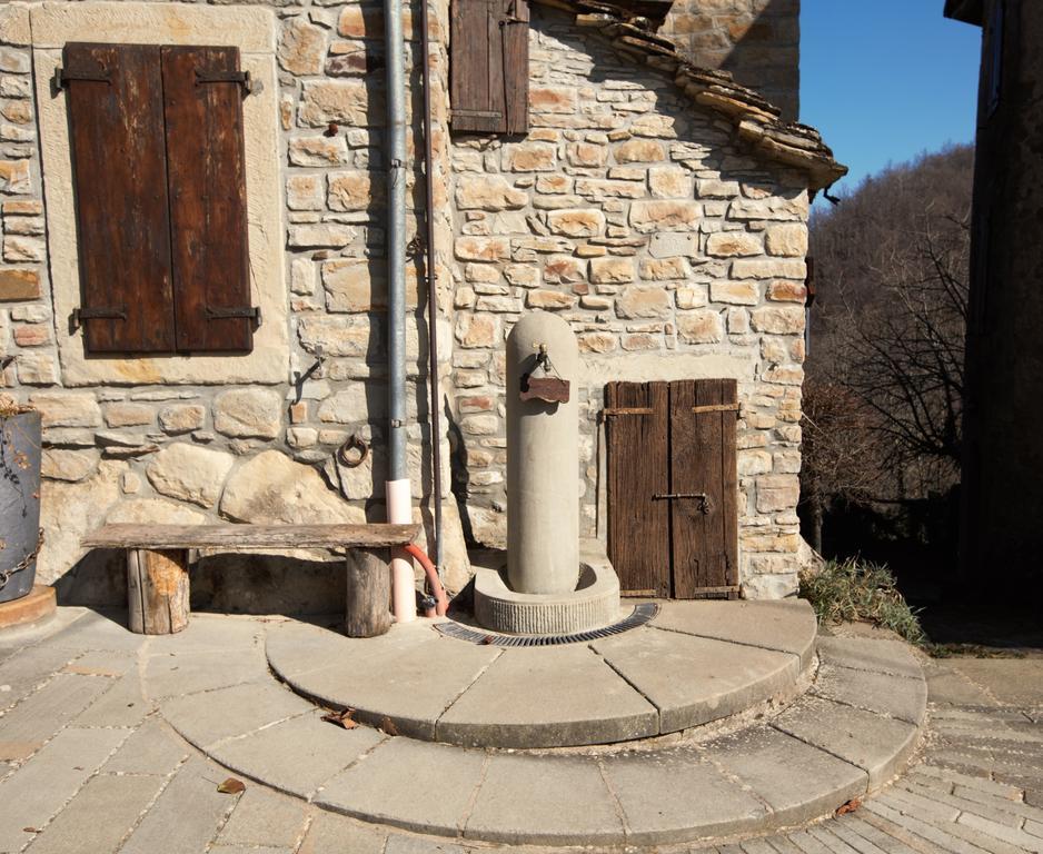 Вілла Castello Di Brandola Polinago Екстер'єр фото